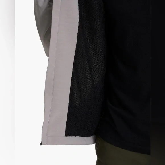 NWT Vuori Palomar Insulated Jacket in Fog - Picture 5 of 10